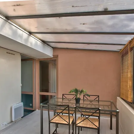 Chic And Spacious Apart Amaizing Terrace *
